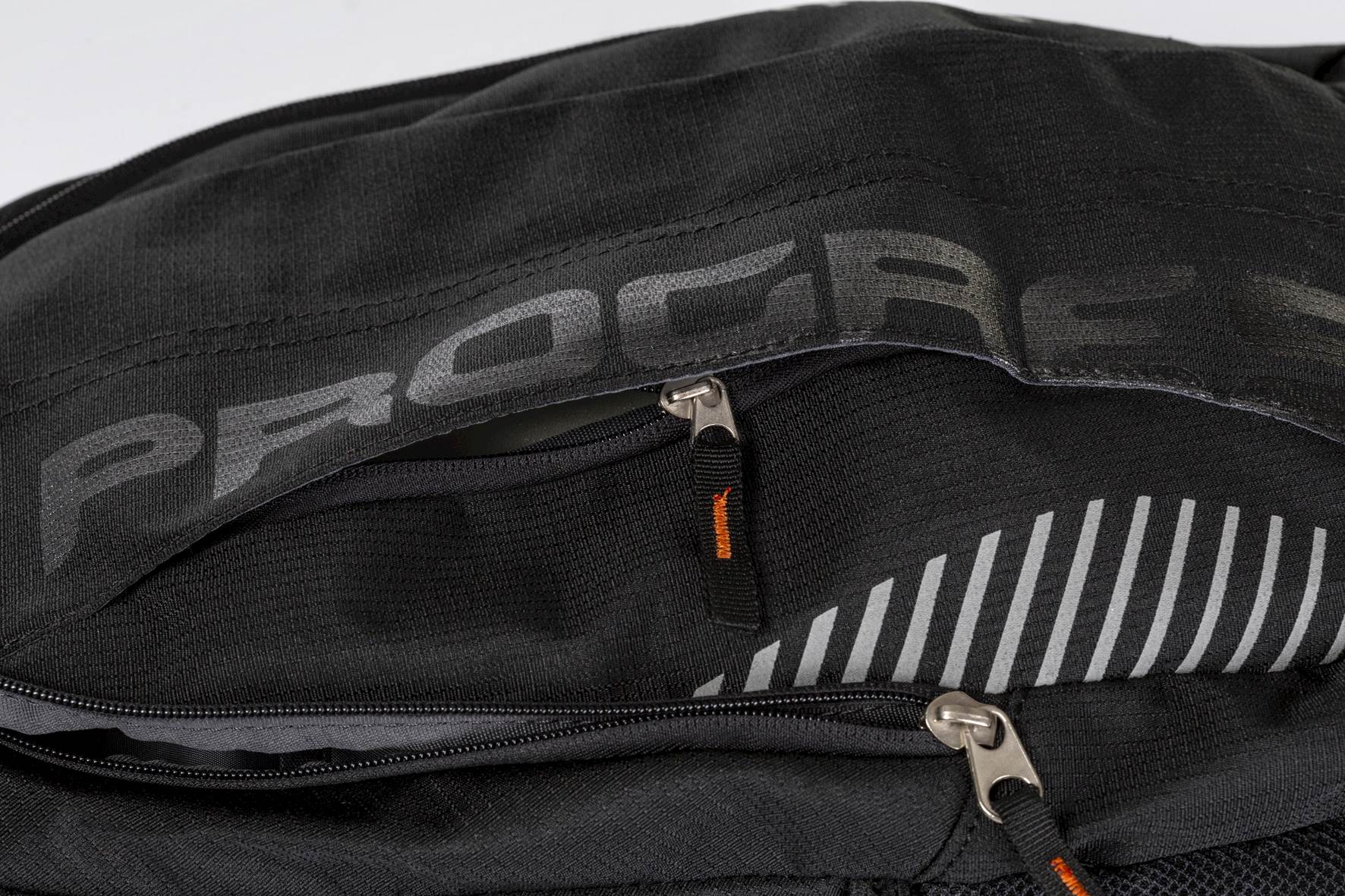 PROGRESS batoh DAYPACK 25l